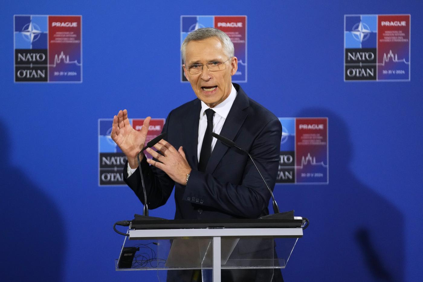 Francia, Stoltenberg: “Paura per la vittoria di Le Pen? Parigi rimarrà leale” Francia, Stoltenberg: “Paura per la vittoria di Le Pen? Parigi rimarrà leale”