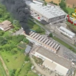 Udine, incendio a Mortegliano: a fuoco tetto carpenteria Serramental