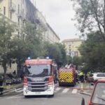 Milano, incendio autofficina: l’intervento dei Vigili del fuoco