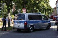 Aggressione in una scuola tedesca, 16enne accoltella un bambino poi si dà fuoco