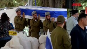 Israele, a Gerusalemme il funerale di uno dei soldati uccisi a Rafah
