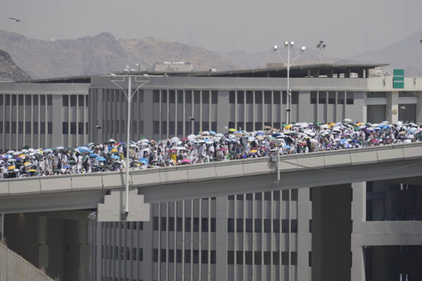 La Mecca, 14 pellegrini giordani morti per colpo di sole durante l’Hajj