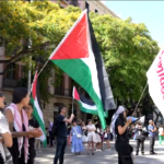 Barcellona, manifestazione contro lo sgombero del presidio pro-Palestina degli universitari