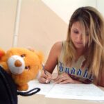 Maturità, le scaramanzie dei maturandi: amuleti, preghiere e benedizioni