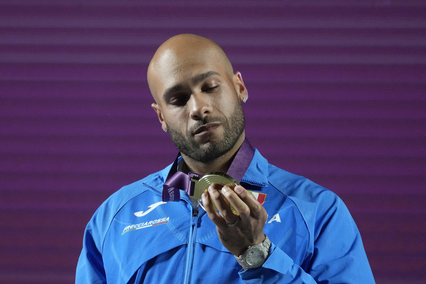 Marcell Jacobs, chiuse indagini preliminari su presunta diffamazione a Fedez