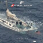 Migranti, naufragio a limite zona Sar Italia: circa 60 dispersi e 1 morto