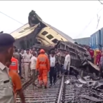 India, scontro tra due treni: almeno otto morti