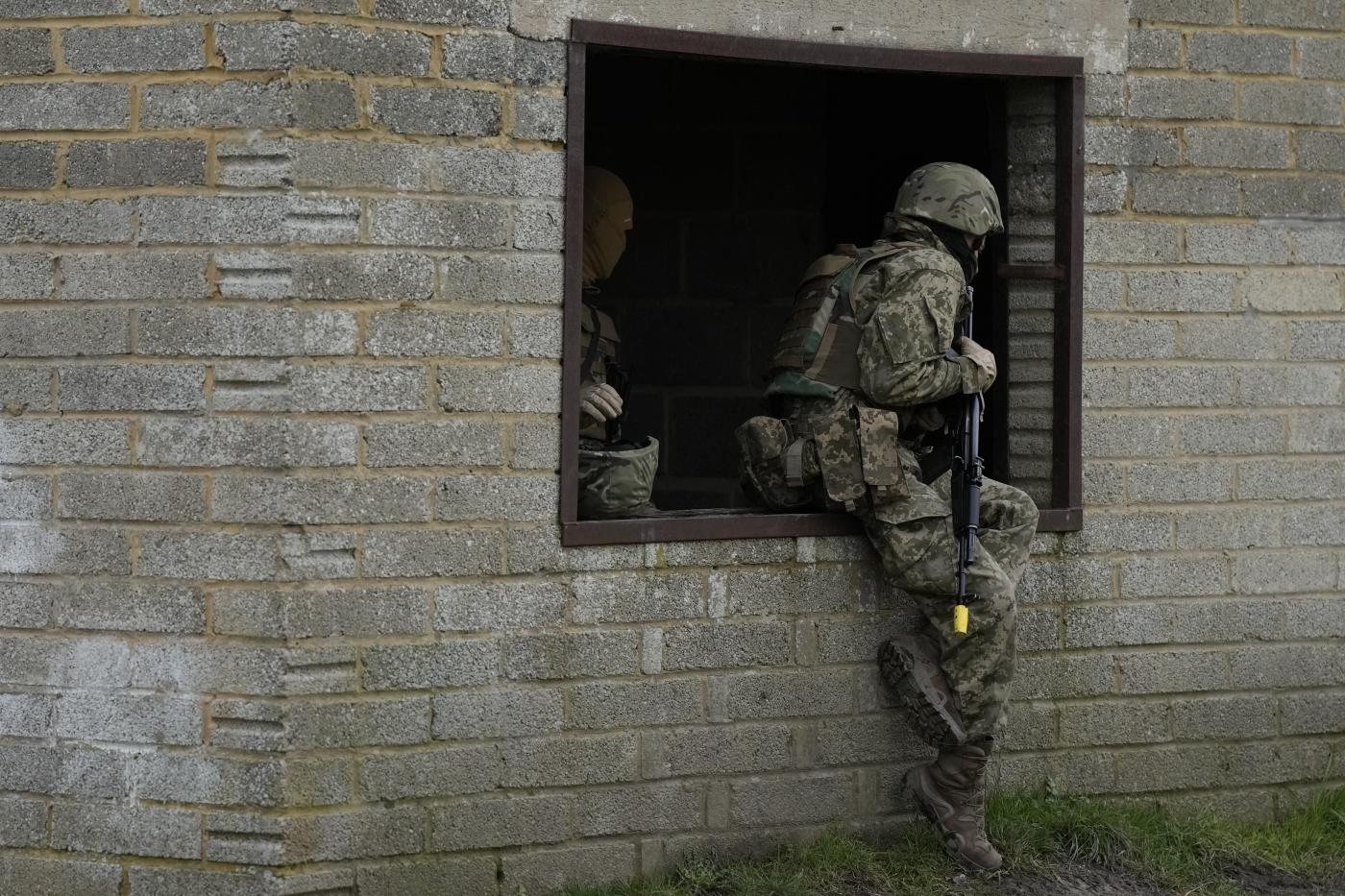 Ucraina, Kiev: “I russi hanno decapitato un nostro soldato”