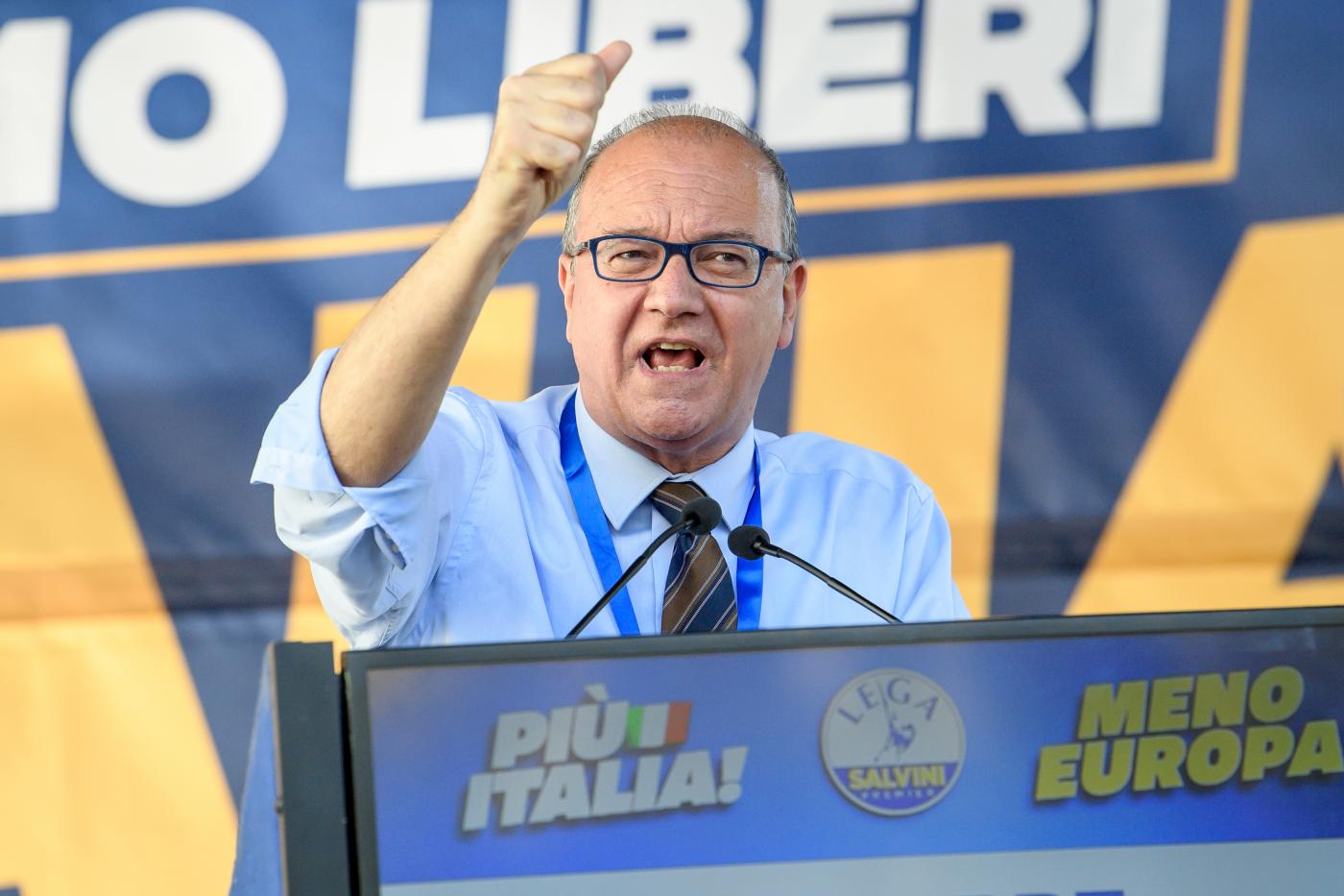 Scuola, Valditara: “Tolleranza zero verso diplomifici”