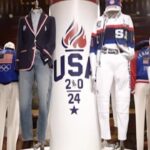 Parigi 2024, Ralph Lauren veste il team Usa alla cerimonia d’apertura