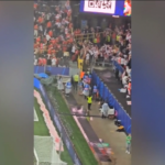 Euro 2024, scontri tra tifosi di Turchia e Georgia dentro allo stadio