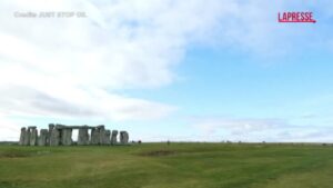 Solstizio d’estate, a Stonehenge il sole si allinea con l’ingresso del sito neolitico