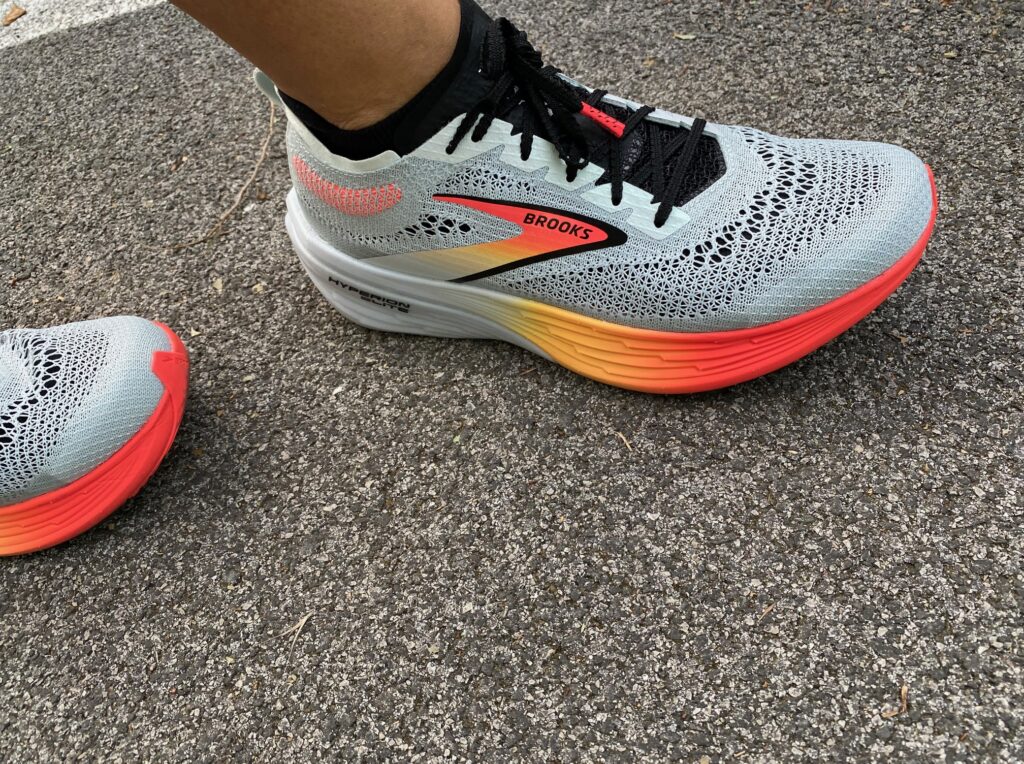 Galleria foto 'Running: in gara con la Brooks Hyperion elite 4' - foto 1