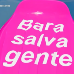 Migranti, Taffo e Sos Mediterranée lanciano il materassino gonfiabile: lo spot