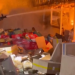 Ucraina, missili russi su Odessa: in fiamme un edificio
