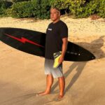 Hawaii, ucciso da squalo surfista Tamayo Perry:  aveva recitato nei Pirati dei Caraibi