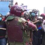Kenya, protesta anti tasse: gli scontri davanti al Parlamento