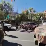 Bolivia, i militari irrompono nel palazzo del governo a La Paz