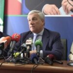 Tajani cita Battiato: “Forza Italia è un grande centro di gravità permanente”