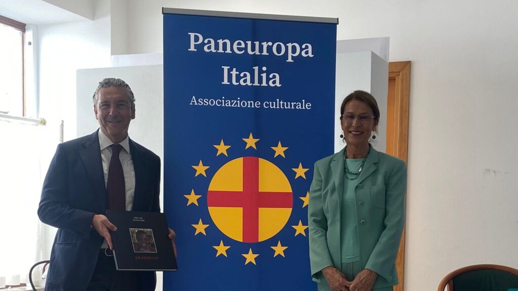 Galleria foto '‘Frammenti’, le immagini dal sud del mondo di Stefano Glinianski' - foto 2