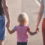 Consumi, i figli assorbono il 34% della spesa mensile familiare