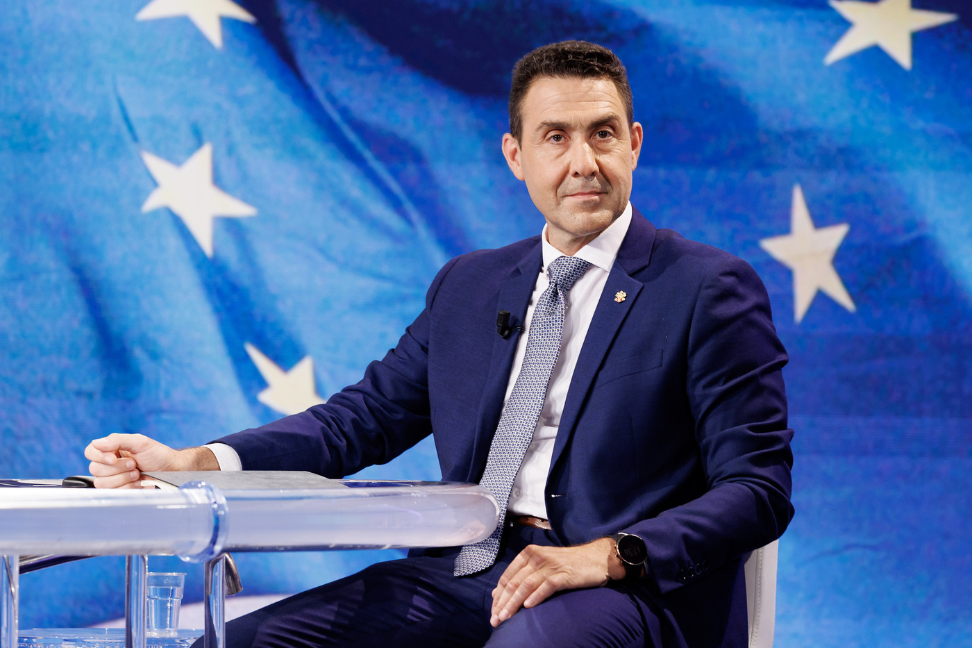 Vannacci indagato: “Nessuna comunicazione dalla Procura, da giornali chiacchiere da bar” Vannacci indagato: “Nessuna comunicazione dalla Procura, da giornali chiacchiere da bar”