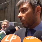 Gaza, Di Battista: “Strage di bambini, non so come Meloni riesca a dormire di notte”