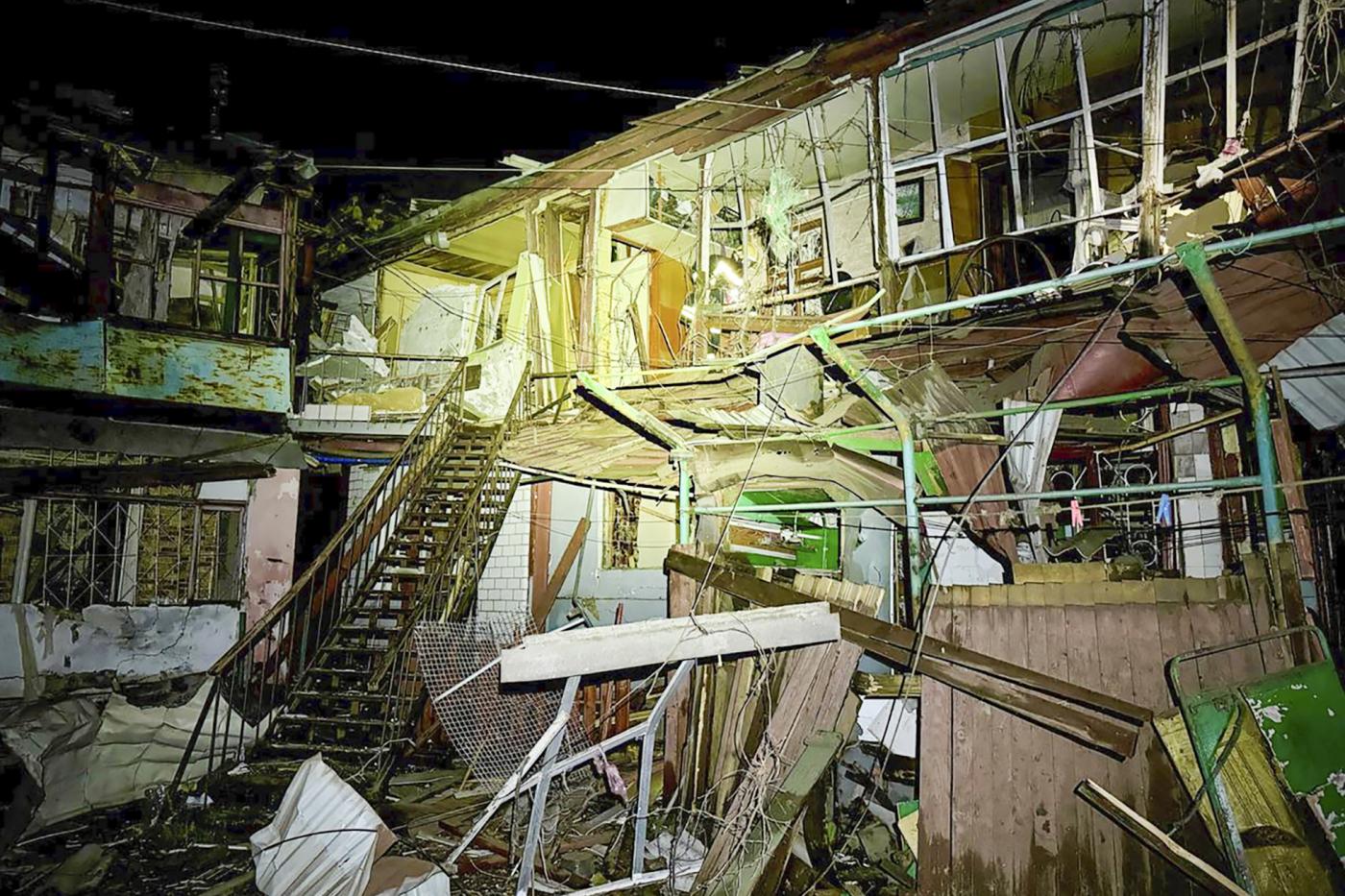 Ucraina, drone di Kiev uccide 5 persone nella regione di Kursk Ucraina, drone di Kiev uccide 5 persone nella regione di Kursk
