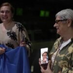 Ucraina, Mosca rilascia 10 civili: il loro ritorno a Kiev