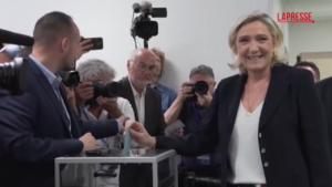 Elezioni Francia, Marine Le Pen vota a Henin-Beaumont