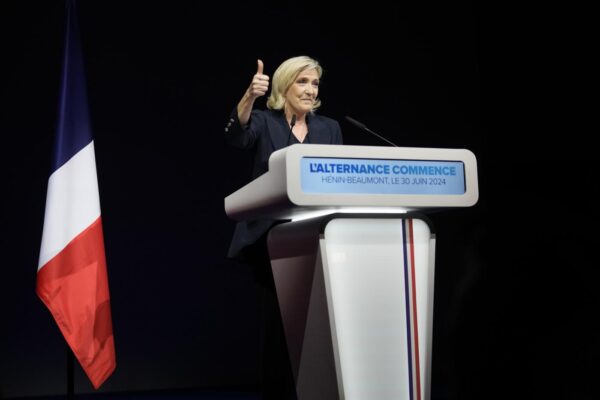 Francia al voto, 49 milioni alle urne nel primo turno delle parlamentari