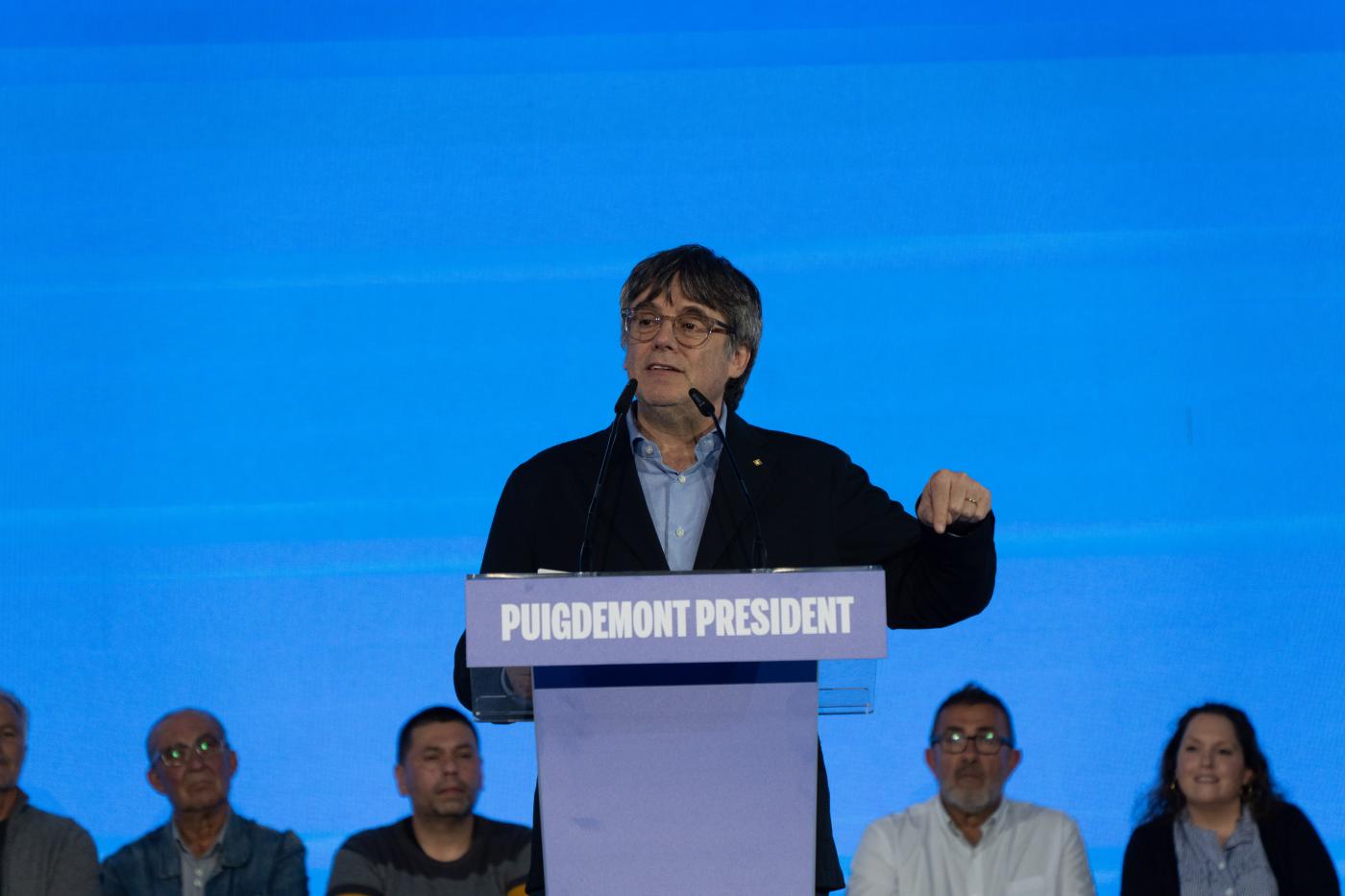 Spagna, Corte Suprema nega amnistia a Puigdemont: resta mandato arresto