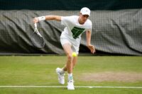 Jannik Sinner in allenamento a Wimbledon