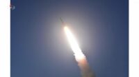 La Corea del Nord lancia un nuovo missile balistico al largo del mar del Giappone