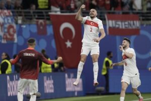 Euro 2024, Turchia batte 2-1 Austria: affronterà l’Olanda ai quarti