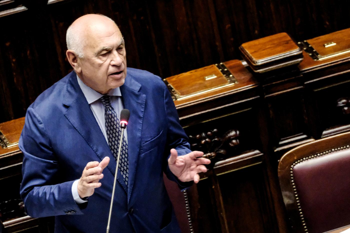 Carceri, Nordio: “Non c’è rapporto causale tra sovraffollamento e suicidi”