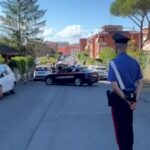 Femminicidio Roma, i rilievi delle forze dell’ordine sulla scena del delitto