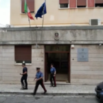 Reggio Calabria, simulavano coltivazione canapa producendo droga: 11 arresti