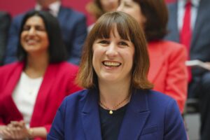 Regno Unito, Rachel Reeves nominata ministra Finanze: prima volta per una donna