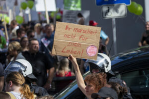Aborto, in Germania stop a pro-vita davanti a consultori: multe fino a 5000 euro