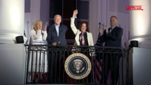 Usa, 4 luglio: Biden assiste allo spettacolo pirotecnico dalla Casa Bianca
