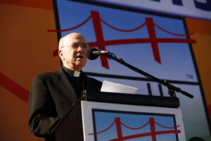 Vaticano, Dicastero Dottrina Fede scomunica monsignor Viganò: “Colpevole del delitto di scisma”