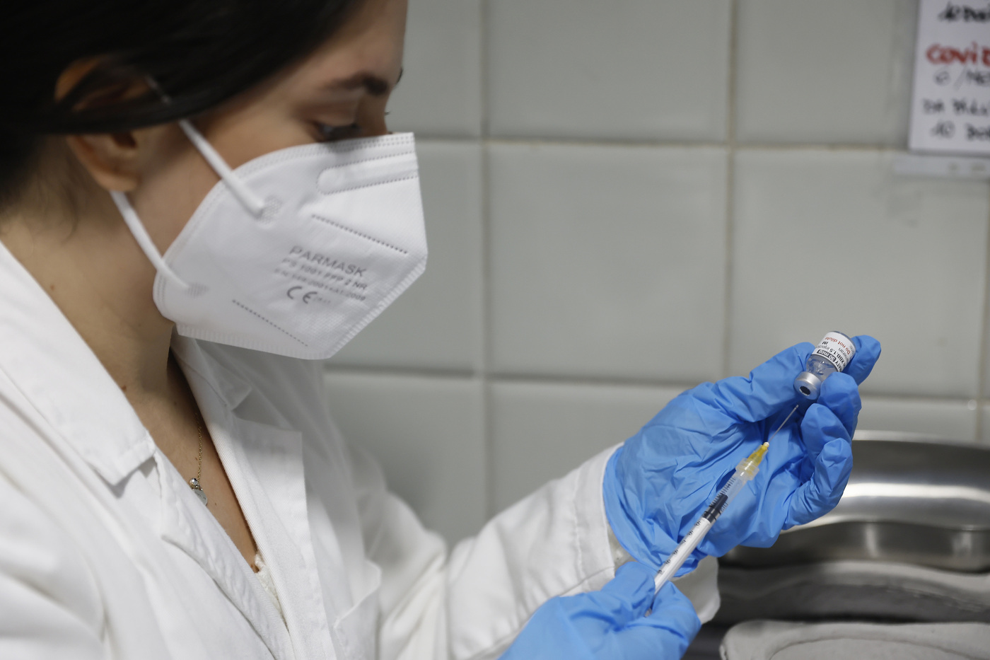Vaccini, emendamento Lega prevede stop obbligo: per minori solo raccomandazione