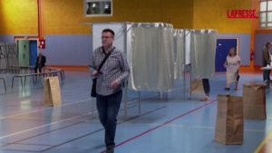 Elezioni Francia, urne aperte per il ballottaggio