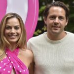 Margot Robbie, l’attrice incinta: le foto del pancino diventano virali