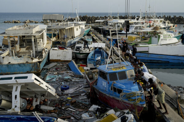 Usa: oltre 750mila persone senza corrente per uragano Beryl