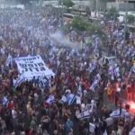 Israele, nove mesi di guerra a Gaza: migliaia a Tel Aviv chiedono liberazione ostaggi