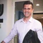 Juventus, al via l’era Thiago Motta: autografi e selfie con tifosi