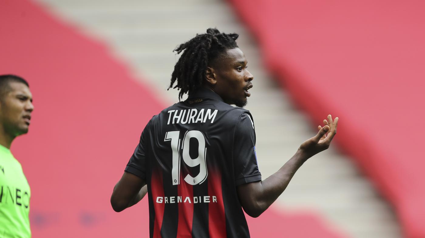 Khephren Thuram, arrivato a Torino il nuovo centrocampista della Juventus Khephren Thuram, arrivato a Torino il nuovo centrocampista della Juventus