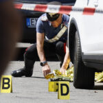 Foggia, 59enne spara alla moglie e si uccide: la donna è morta in ospedale